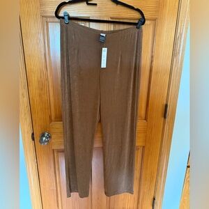 Chico's Rich Bronze Travelers No Tummy pants 2R
